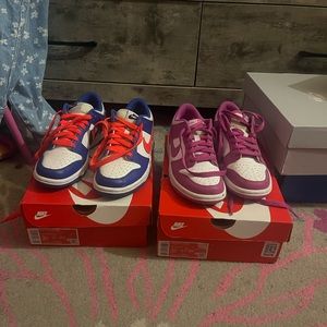 Used ( slightly) Nike Dunks Sneakers size 3.5 y